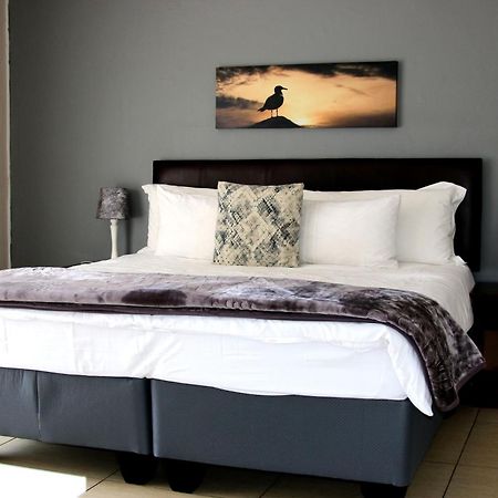 African Kingdom Guest House Boksburg Ngoại thất bức ảnh