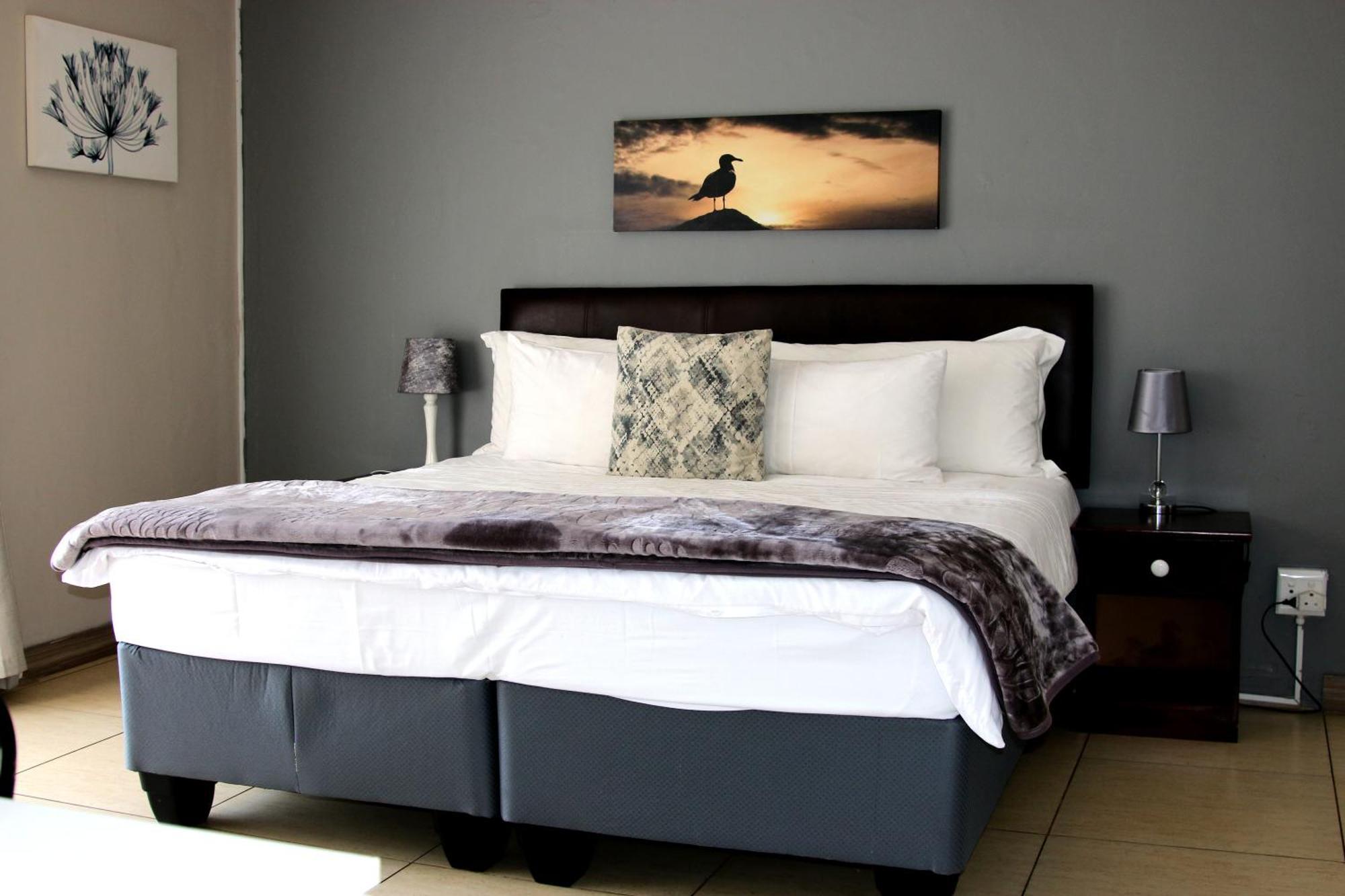 African Kingdom Guest House Boksburg Ngoại thất bức ảnh