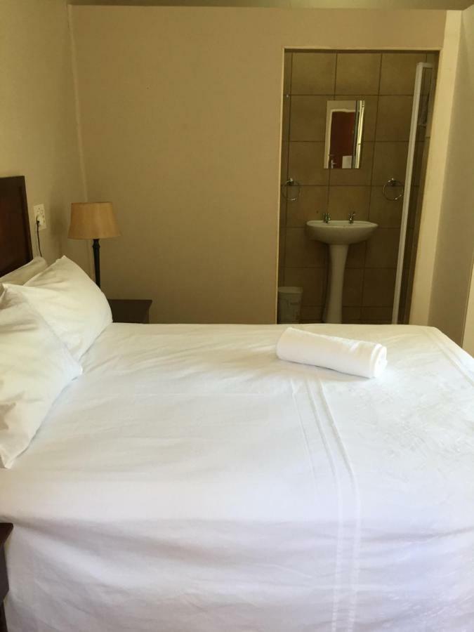 African Kingdom Guest House Boksburg Ngoại thất bức ảnh